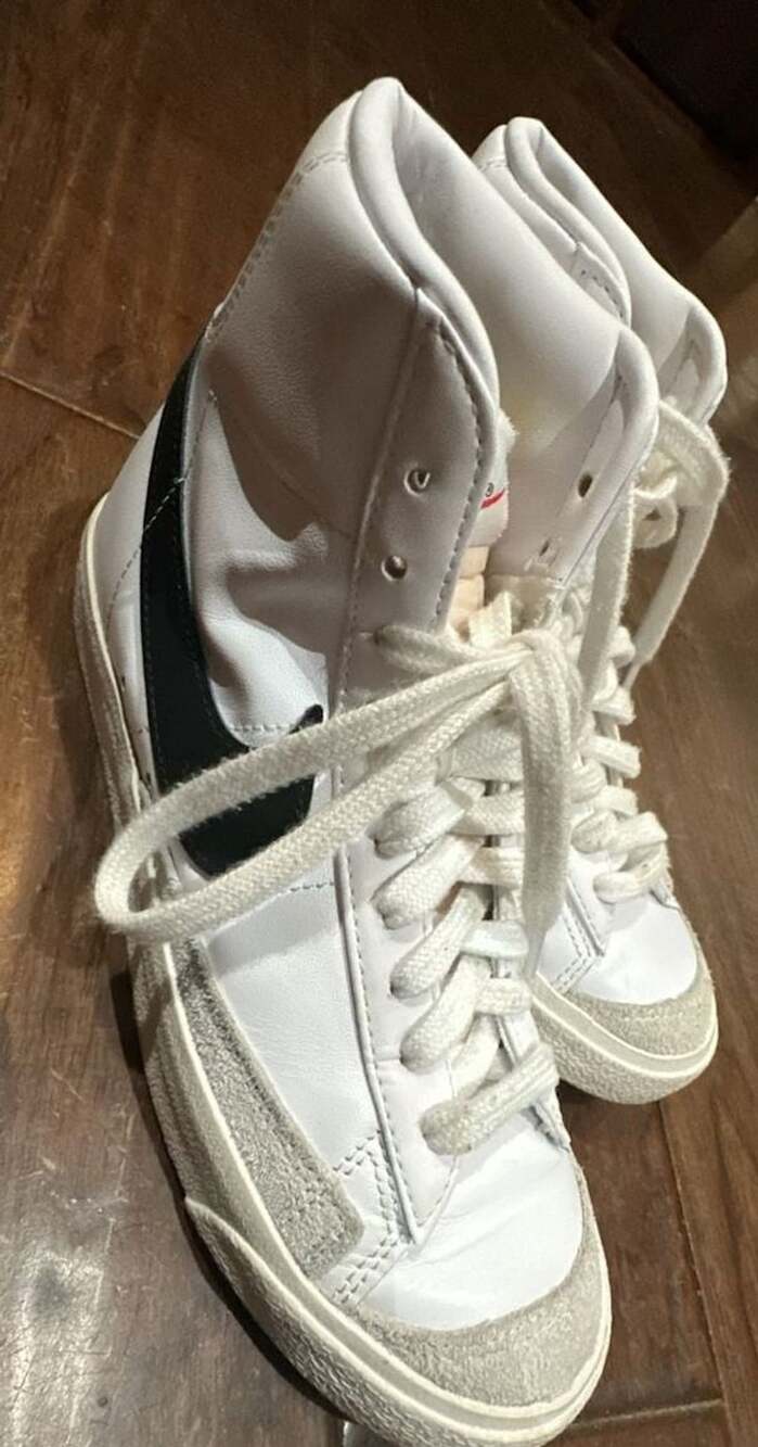 Nike Blazer Mid '77 Vintage Size 7 White Black